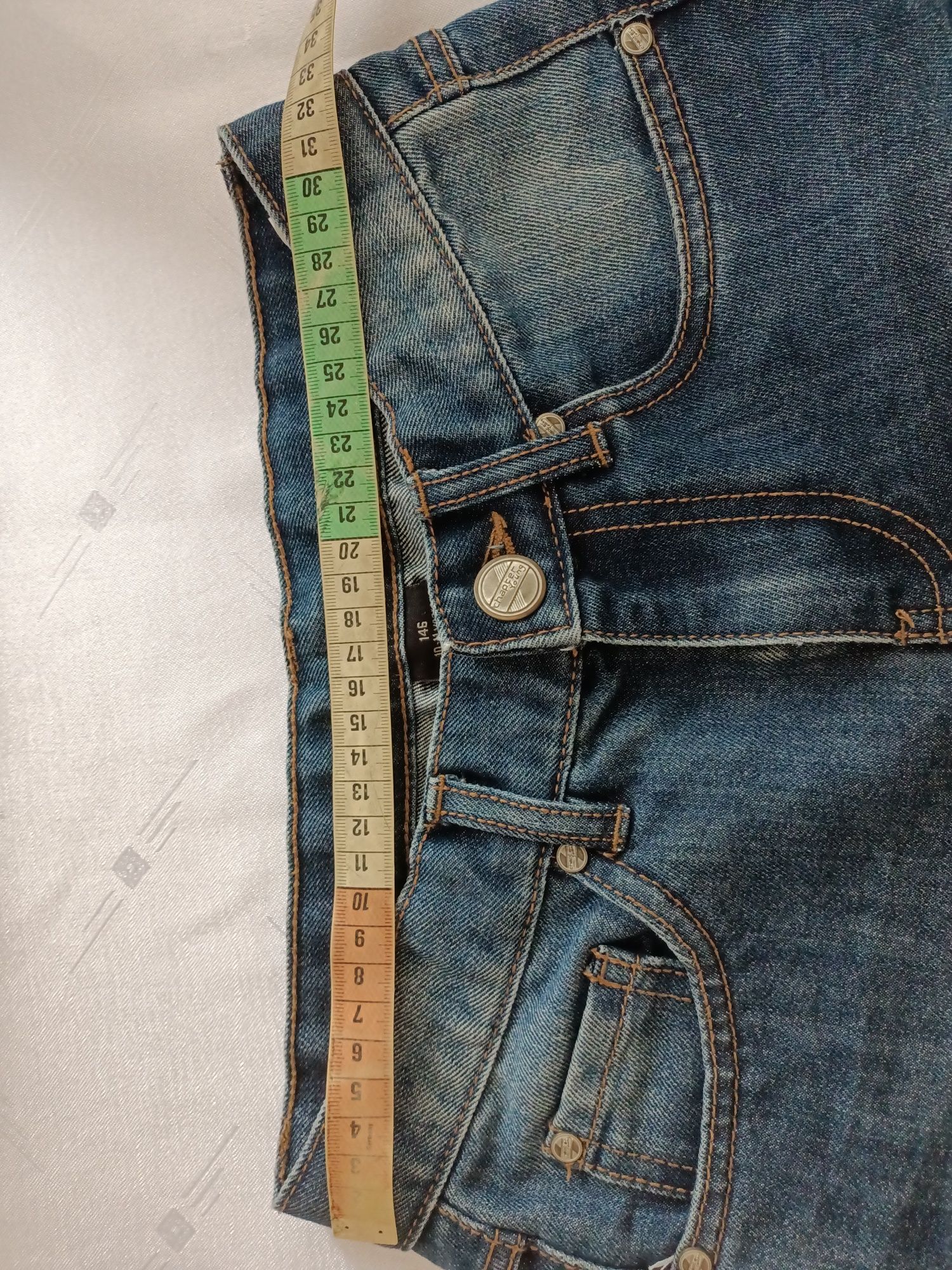 spodenki szorty jeansowe rozmiar 146