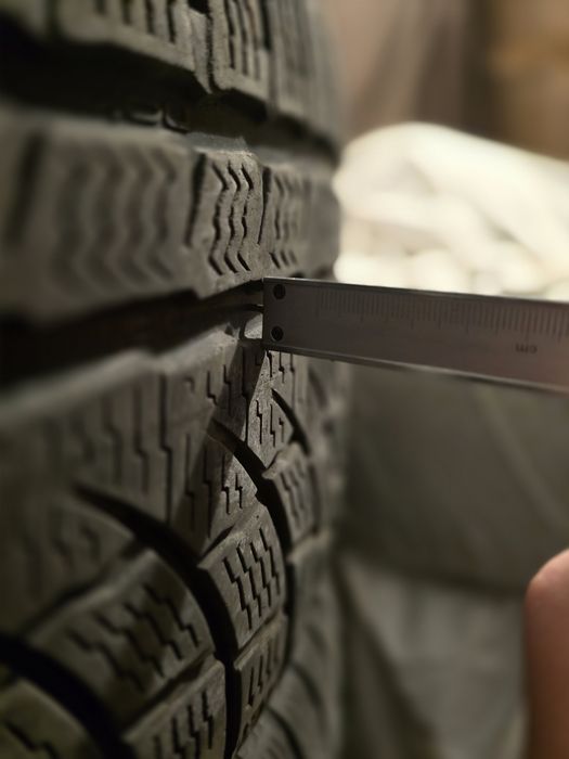 Koła 19" Audi 5x112 + opony Nokian 255/40 zima (5mm)