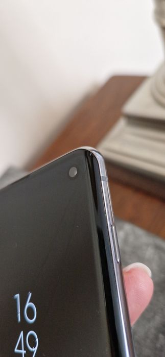 Samsung Galaxy S10