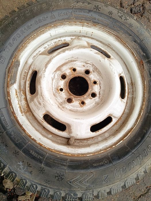 Колеса з зимовою резиною R13 4x98