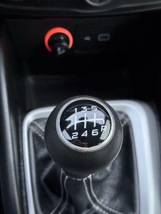 Fiat Tipo 2019 року.