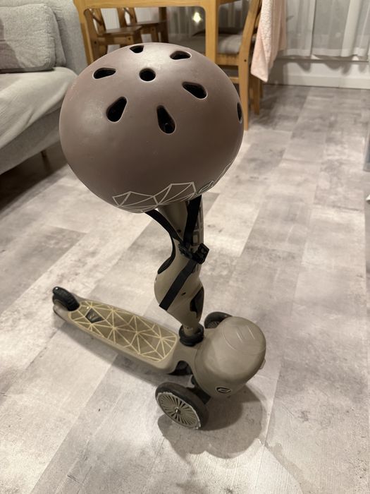 Scoot and Ride 2w1 jeździk / hulajnoga z kaskiem