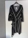Sukienka w paski H&M, 4XL