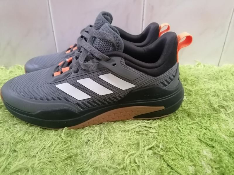 Adidas Trainer V