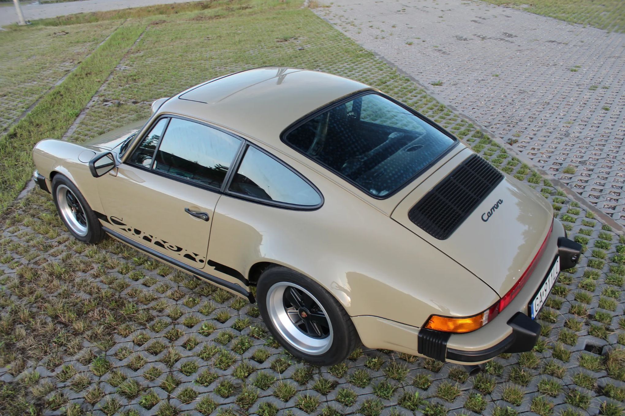 Porsche 911 Porsche 911 model G, rok produkcji 1986r ., poj. 3200, 231Km
