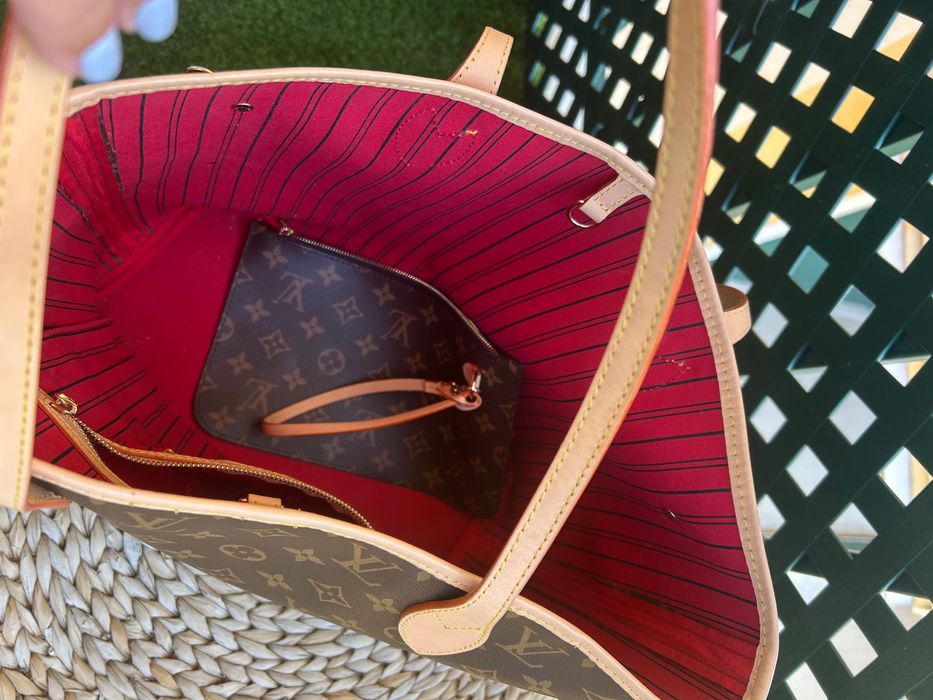 Mala nova tipo saco luxo