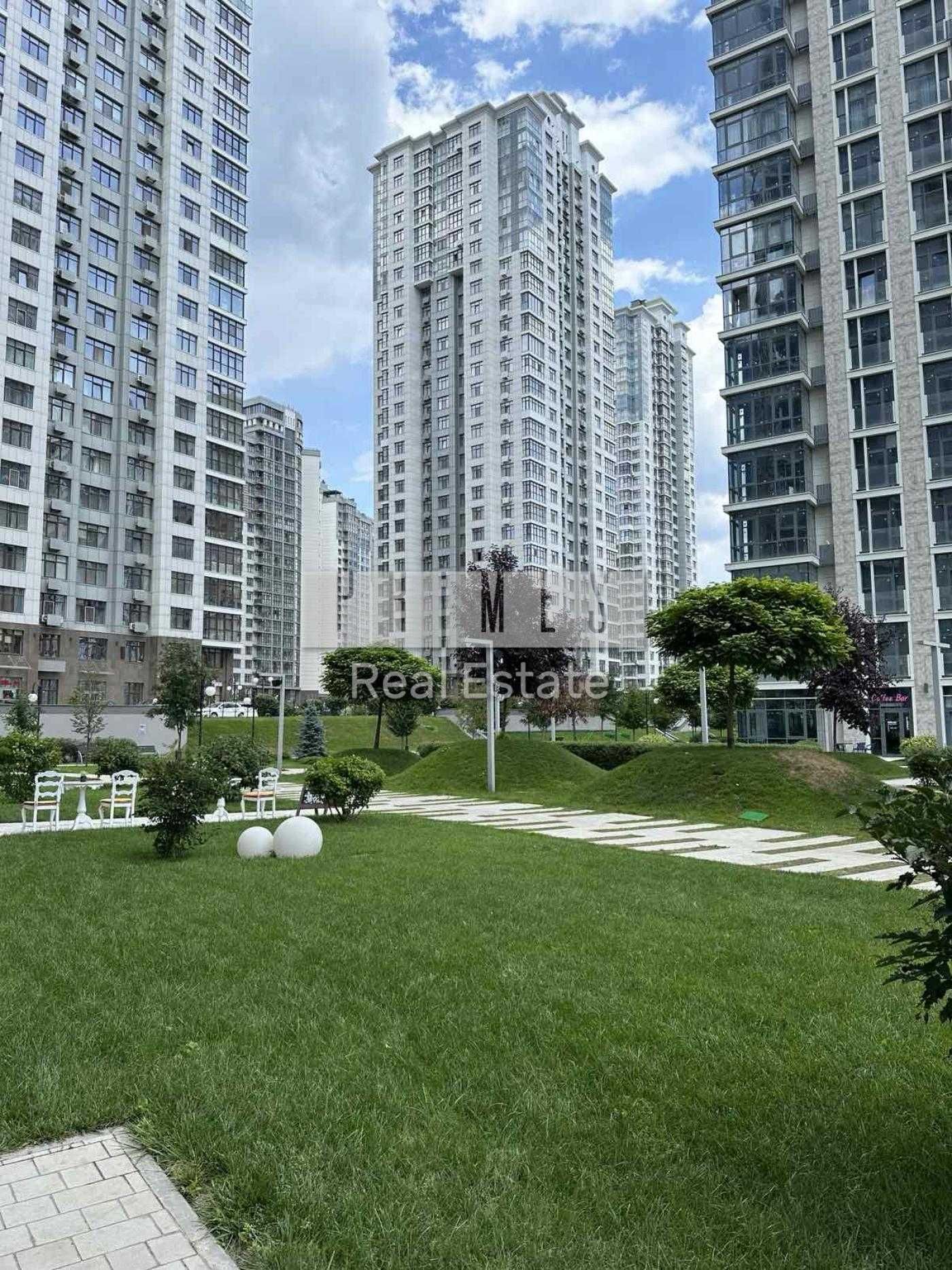 Драгомирова, Новопечерські Липки,125м2, Дизайнерський ремонт.