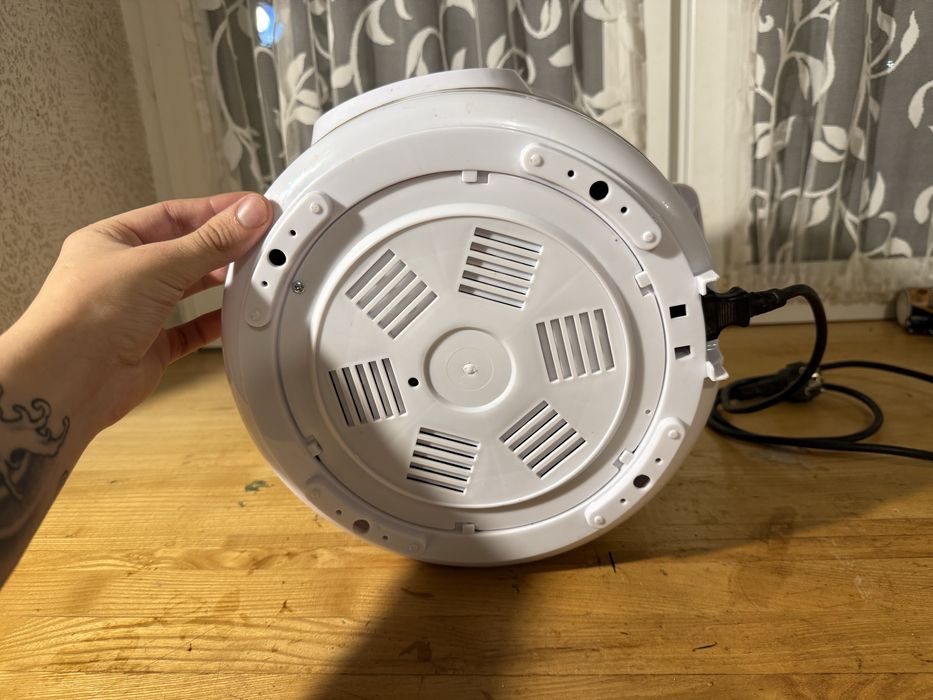 Мультиварка-скороварка ROTEX REPC58-G