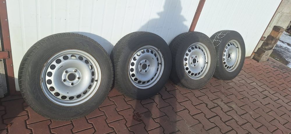 Koła zima 215/65R16 Nokian 5x112 VW