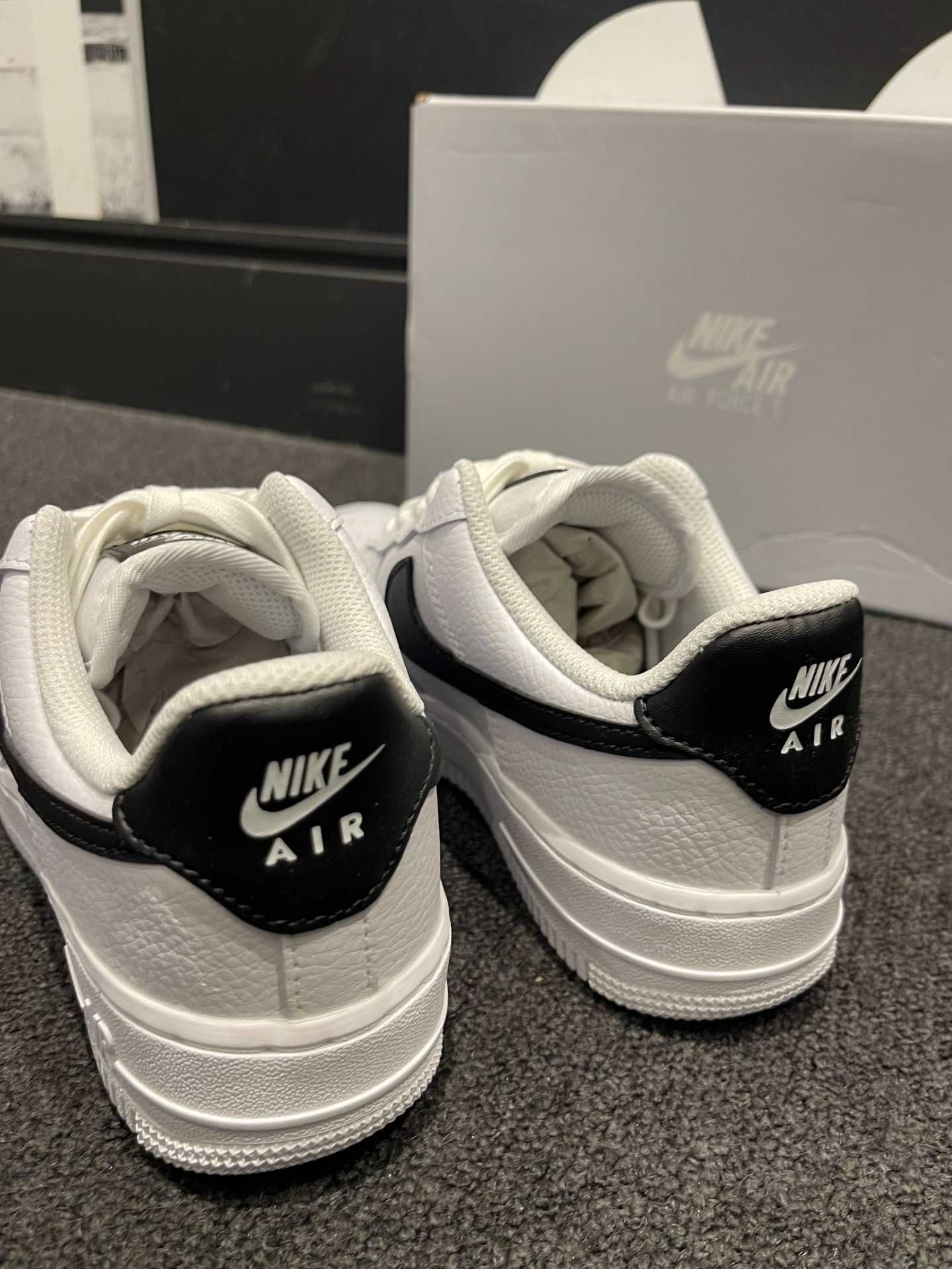 White Black\Air F1\Nike\nowy UnisexTrampki.41