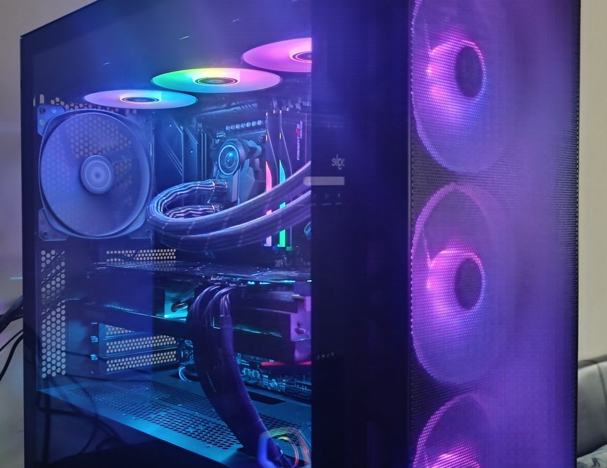 High End Setup Gaming 7900 XT + 7800x3d + OLED + Periféricos