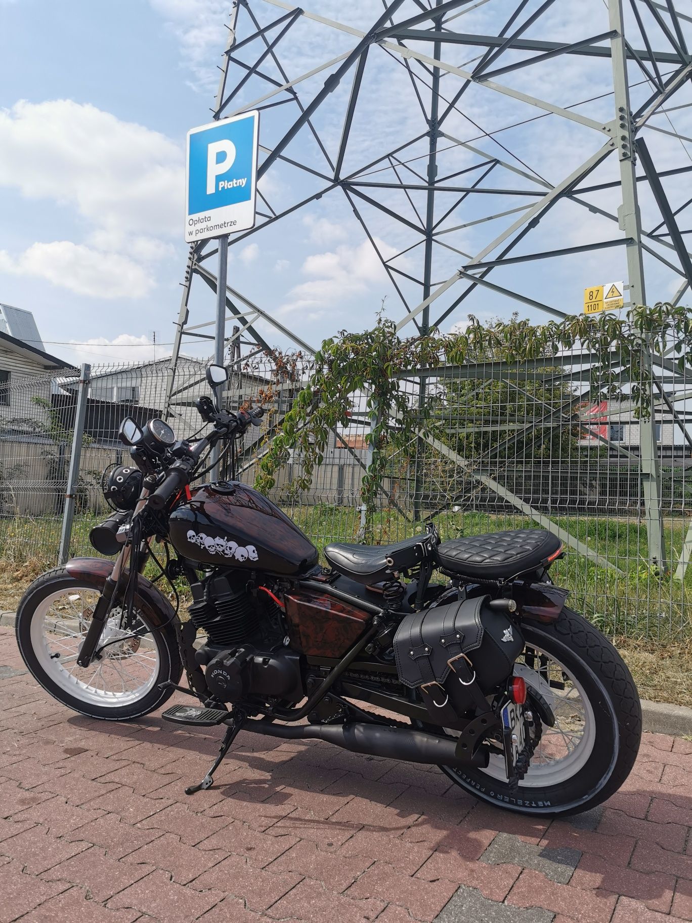 Honda 125 cusstom bobber Cafe Racer
