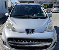 Peugeot 107 Black & Silver  (Temporariamente indisponivel)