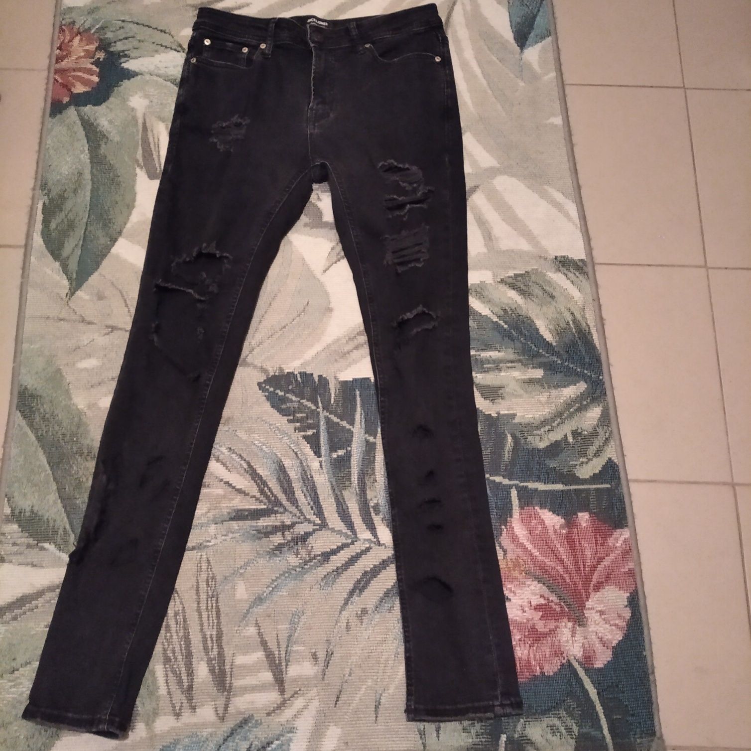 Spodnie męskie jeansy z dziurami rozmiar W29 L32 Jack& Jones