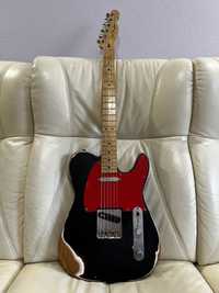 Fender telecaster (Dimarzio pickups) + upgrades + gator case