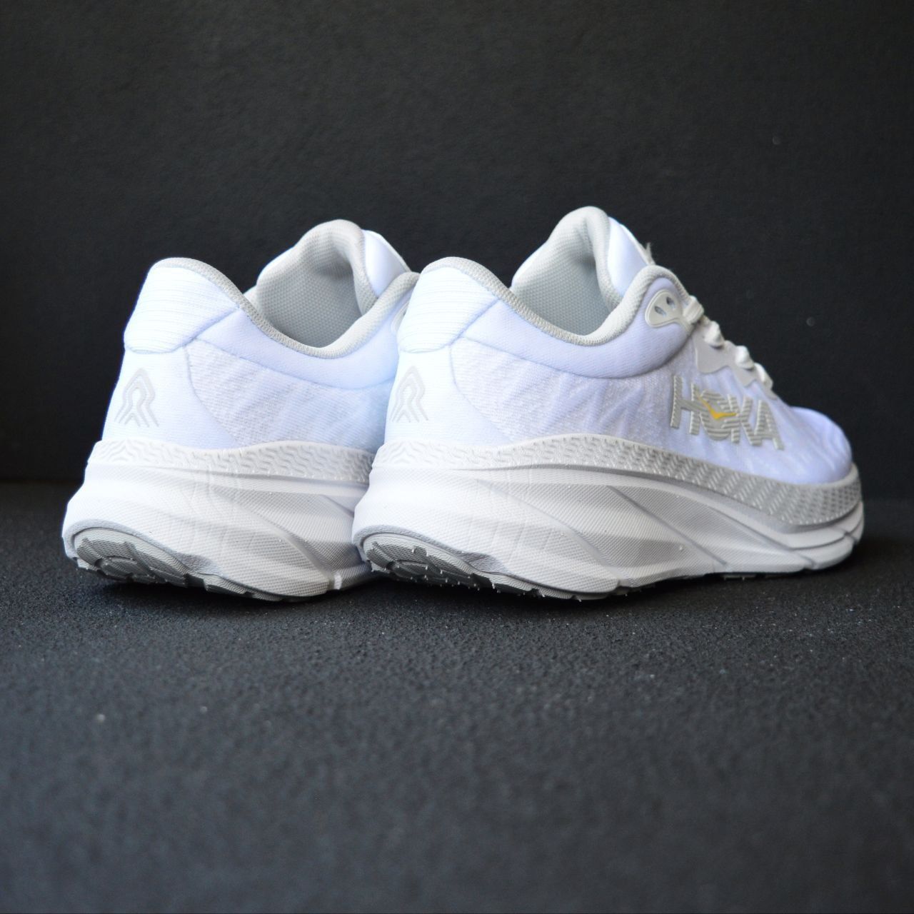 HOKA ONE ONE кросівки кеди жіночі білі літні весняні хока сітка легкі