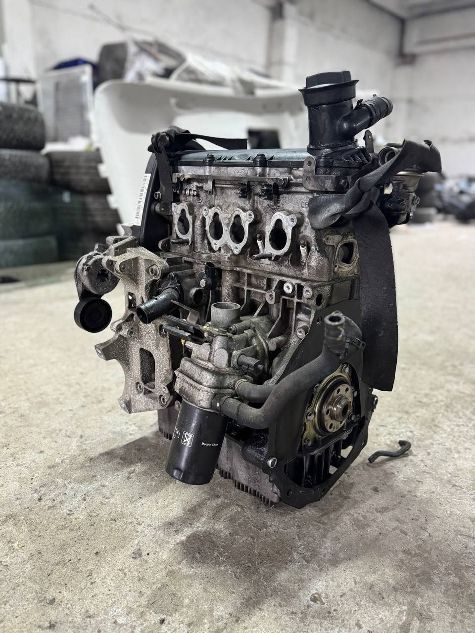 Двигун 1.6 MPI BSE мотор 1.6 МПІ VW Golf 5 Passat B6 Skoda Octavia A5