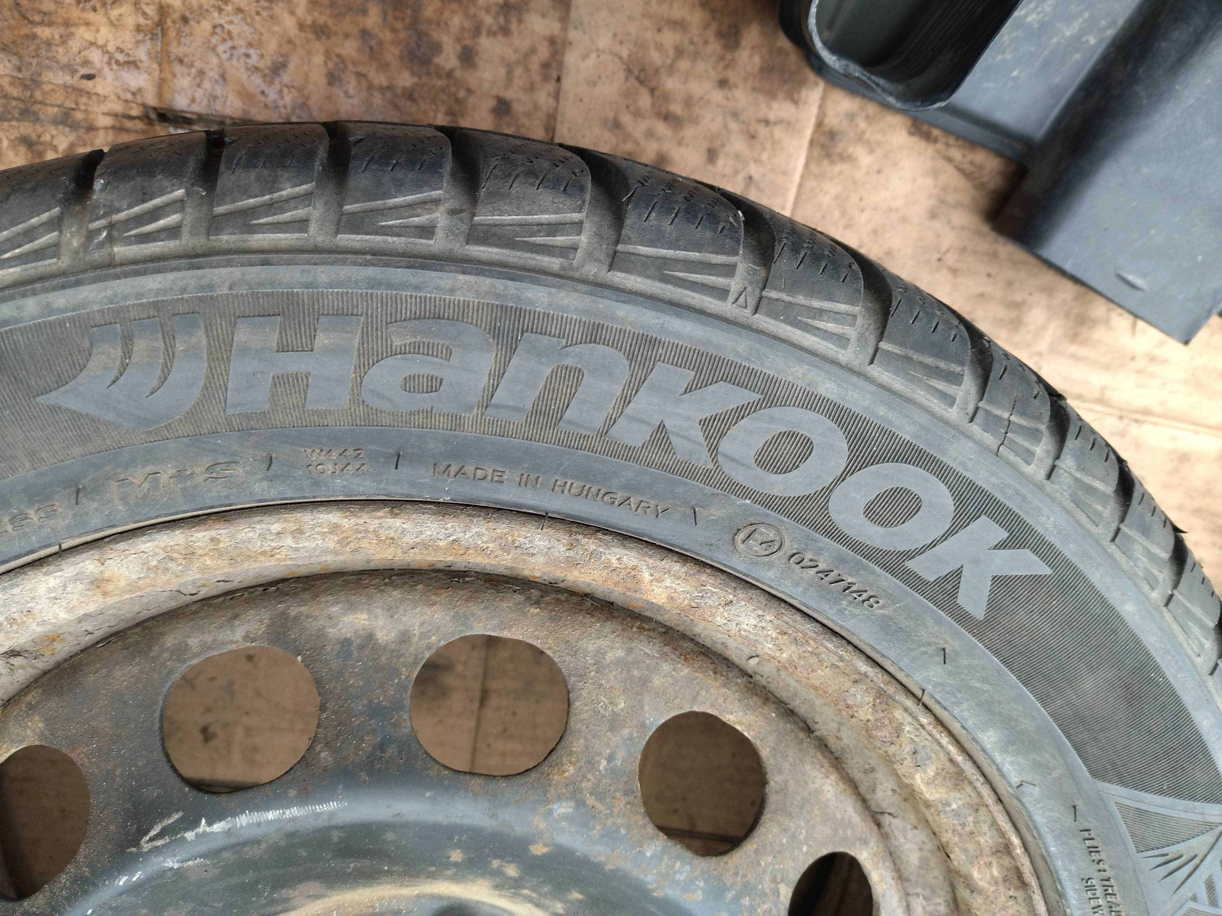 Шини резина колеса Hankook 205/55r16 r16 5,5 mm зима зимние зимові 2шт