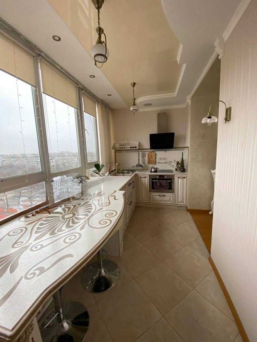 Топ-локация! 3 мин до парка и ТЦ! Продам квартиру с двумя спальнями.