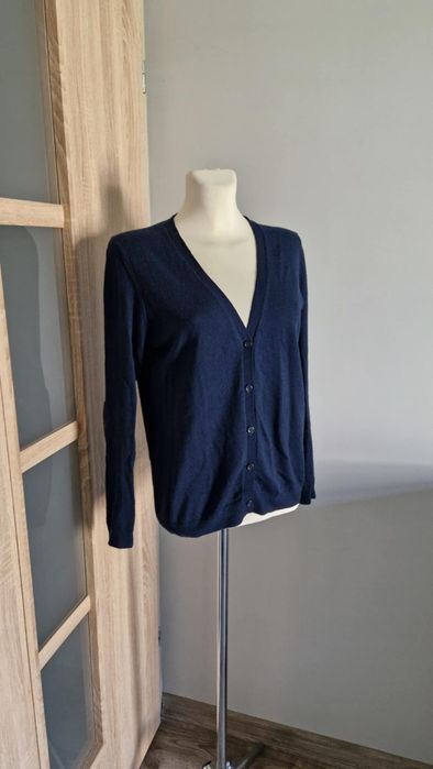 Granatowy kardigan damski zapinany na guziki Uniqlo 40/L wełna kaszmir