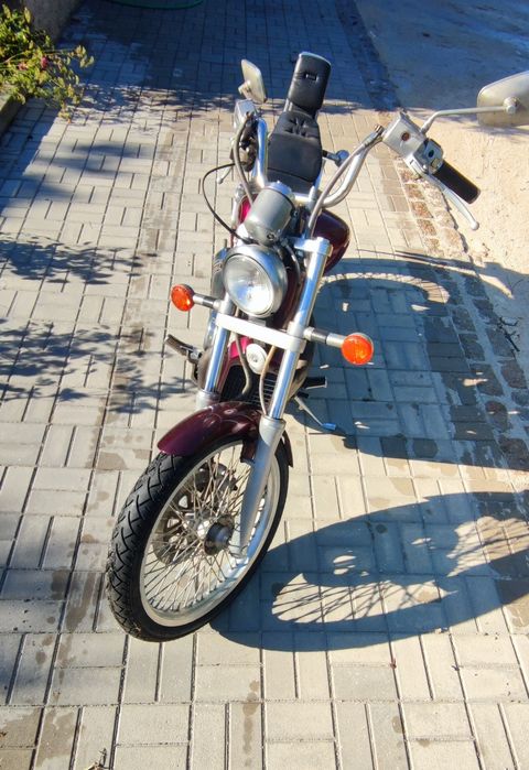 Suzuki Intruder VS750