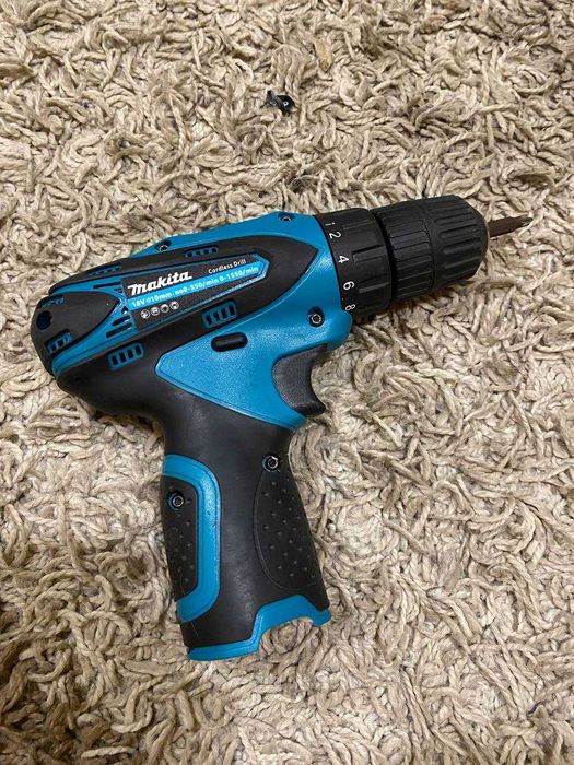 Шурупокрут акумуляторний Макіта Makita