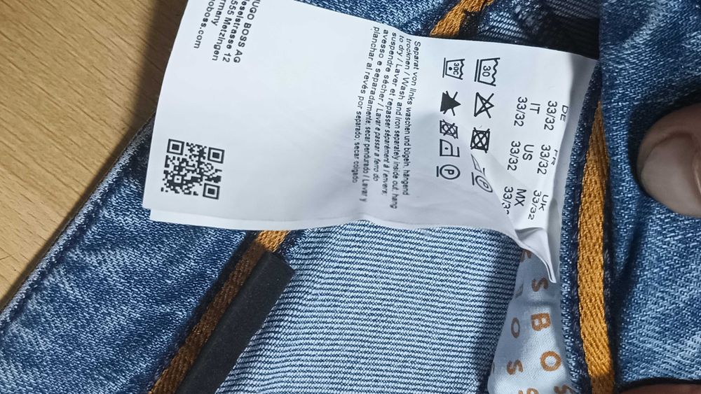 Męskie spodnie jeansowe HUGO BOSS TABER BC-C r.L stan bardzo dobry