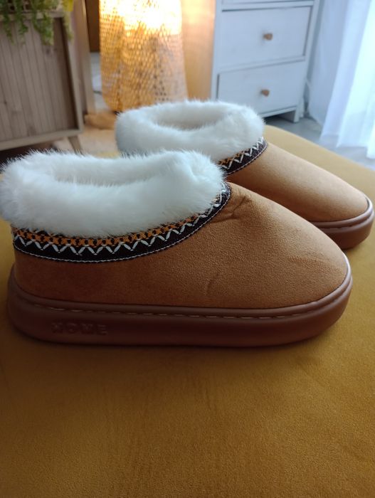 Nowe kapcie damskie rozmiar 37