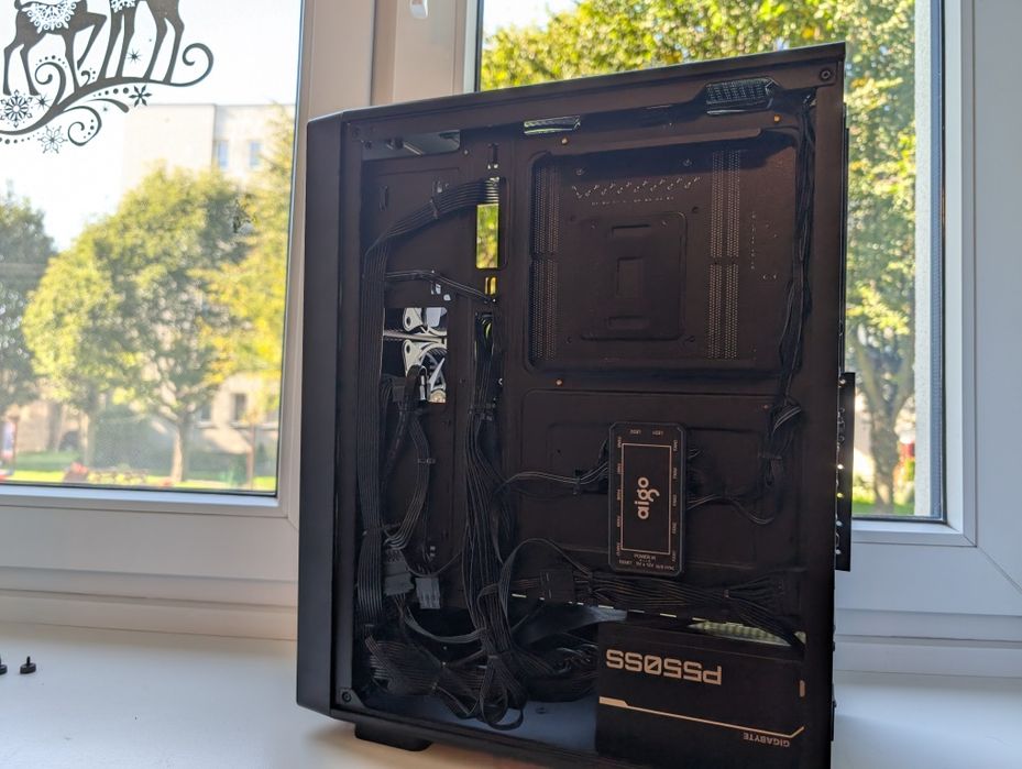 Wydajny komputer gamingowy, 14 rdzeni 28 wątków, RX6600XT