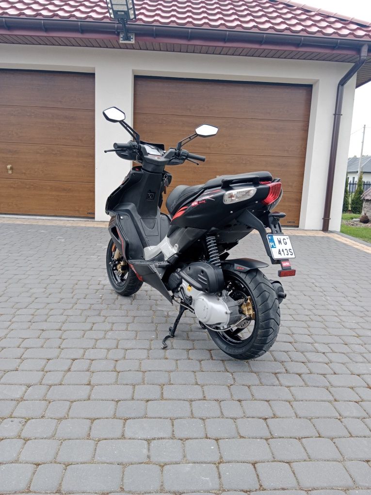 Aprilia sr factory 50