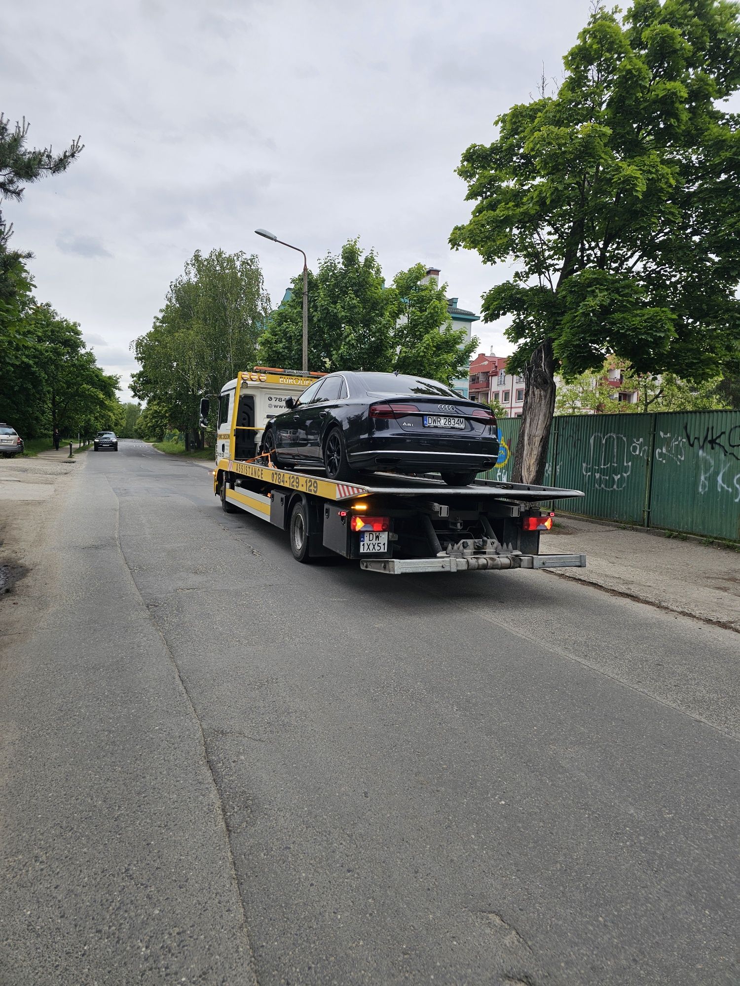 Pomoc Drogowa,Autolaweta,Laweta,Holowanie,Busy,24H/7 a4 s5 s8 Wrocław,