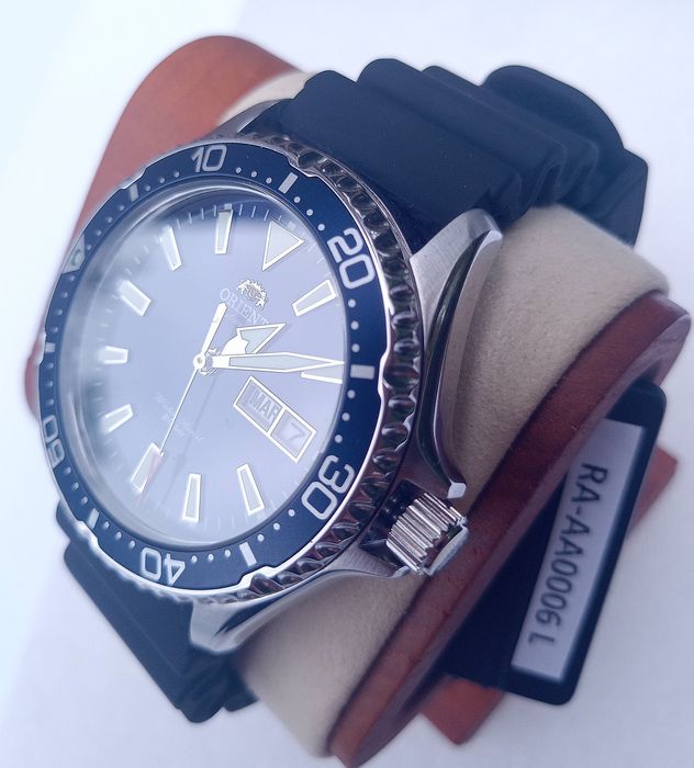 Чоловічий годинник Orient Mako III з автопідзаводом 200M Сапфір

Чолов