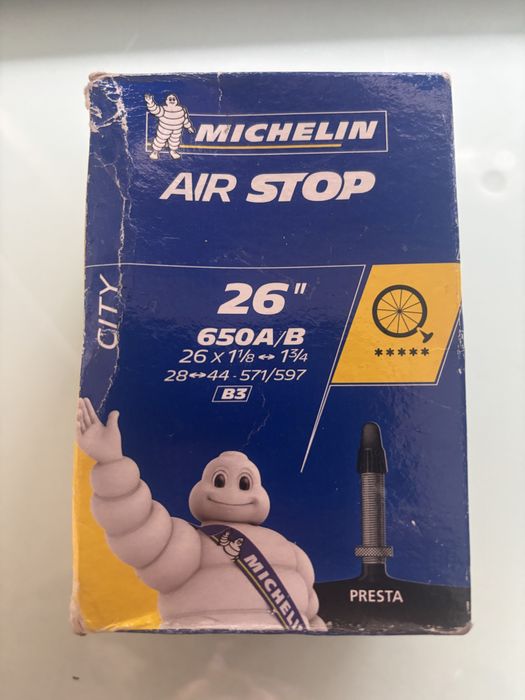 Camara de ar na caixa da marca Michelin para roda 26/650