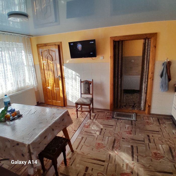 Біля поста гаї по центральній дорозі