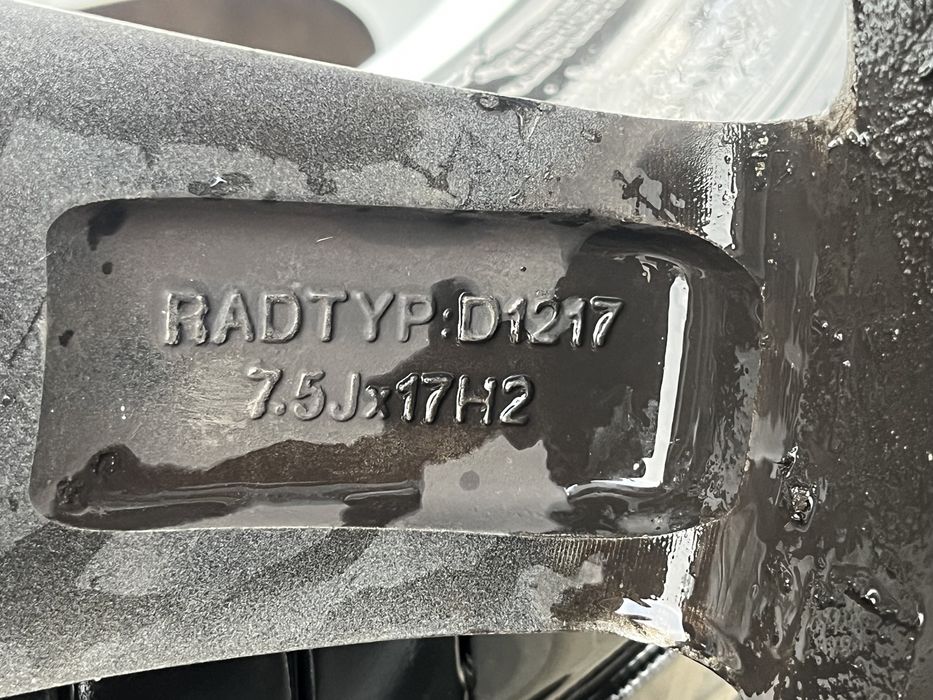 Диски  R17 Р17 5х112 5*112 ET45 7.5J 5x112 Audi Volkswagen Skoda