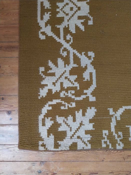 Tapete acastanhado textura plana