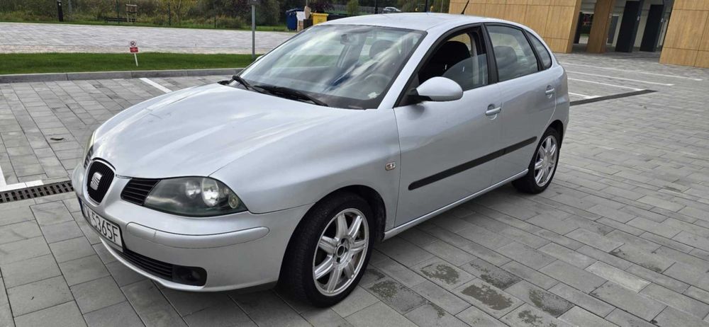 Seat Ibiza 1.4 benzyna 2005r 5 drzwi klimatyzacja alufelgi