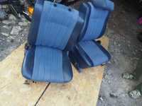 Fotele przednie mercedes W123 coupe niebieskie