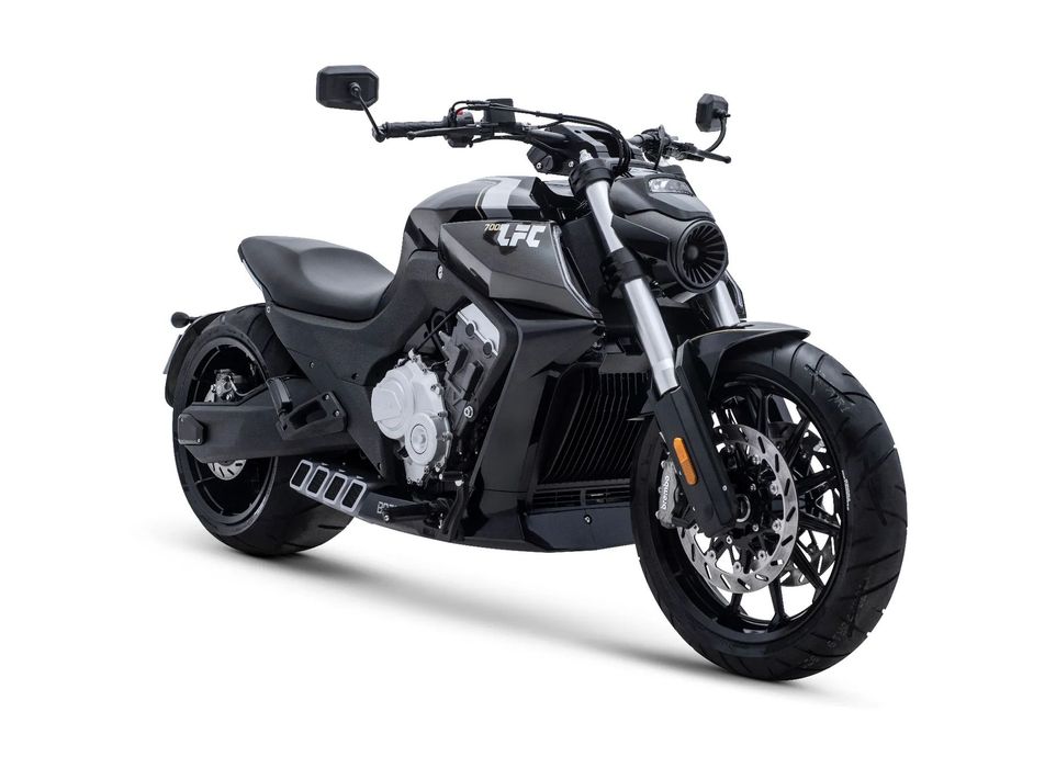 Benda LFC 700 motocykl BENDA LFC 700/79KM NOWOŚĆ w KREDYCIE 40x0% PROMOCJA