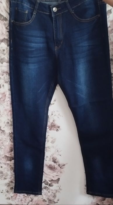 Продам новые женские джинсы размер 32высокая посадка цена 500грн