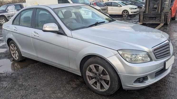 Mercedes W204 C180 Ano: 2008 para peças