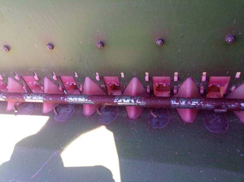 SPRZEDAM zadbany siewnik Amazone