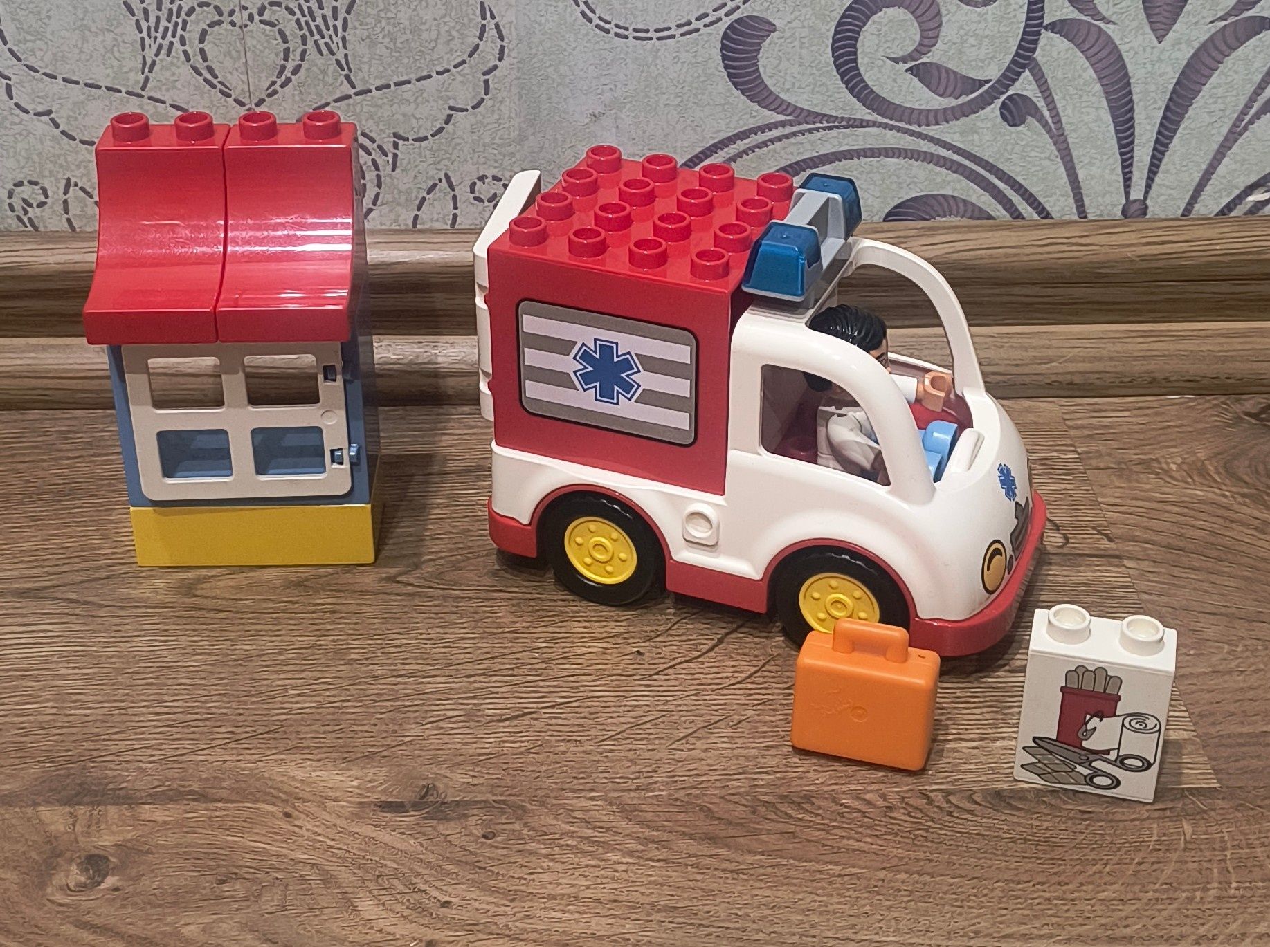 LEGO Duplo 10527 Karetka