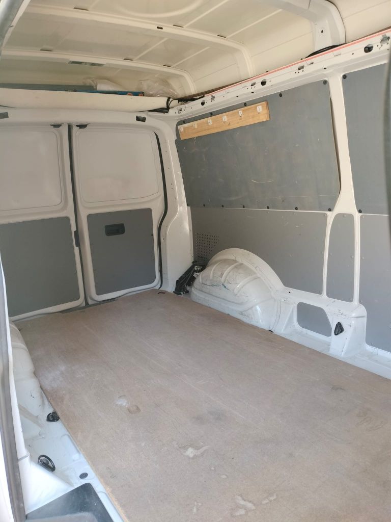 VW transporter 2011