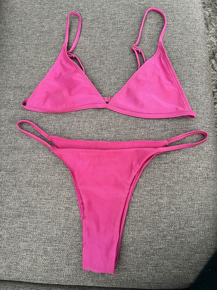 bikini cor de rosa