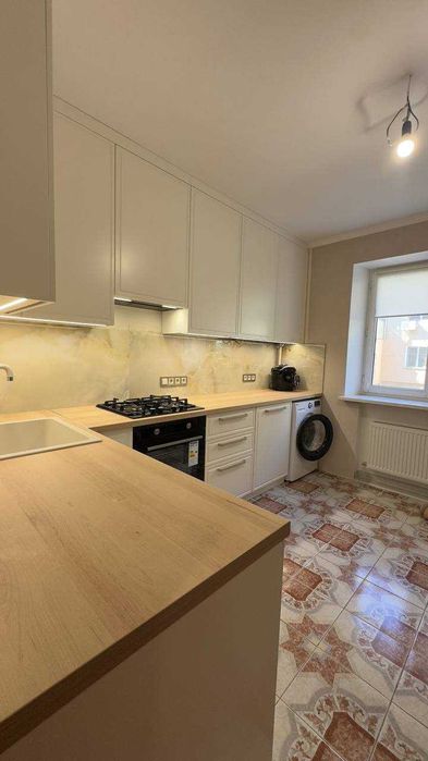 Двухкомнатная квартира под программы.