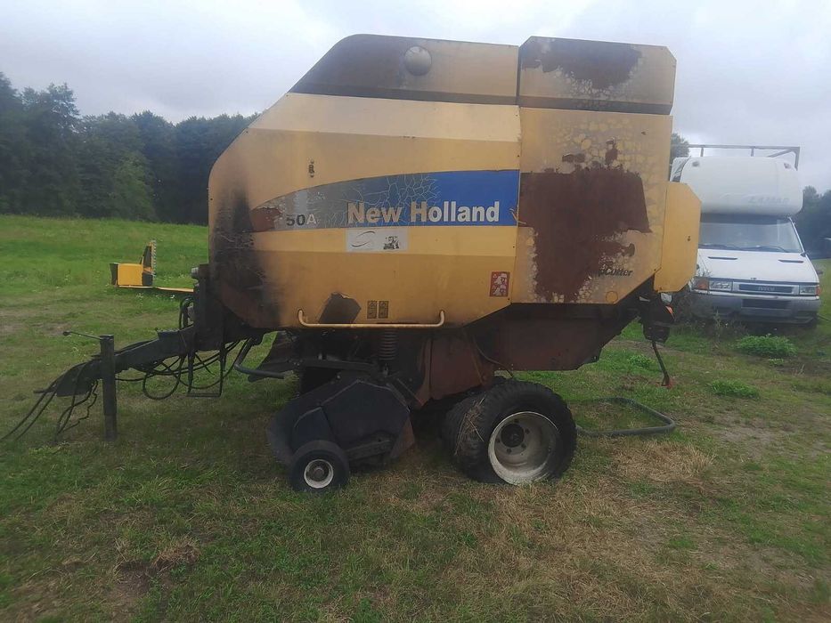 Prasa New Holland 2007 W całości lub na części  uszkodzona