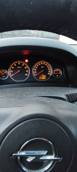 Vectra C lift na zimówkach aktualne opłaty hak odpinany opel kombi