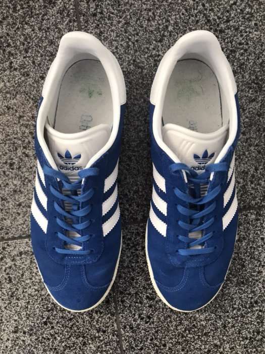 Sapatilhas Adidas -modelo Gazelle