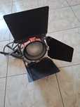 Lampa teatralna przypinana